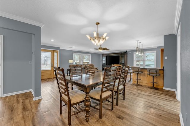 301 W Edmondson Avenue, Springdale, AR 72764