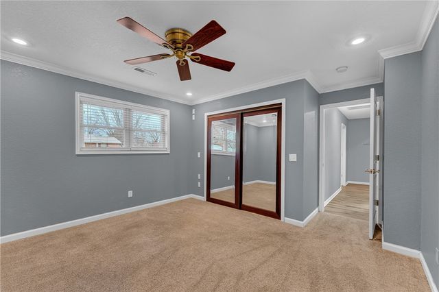 301 W Edmondson Avenue, Springdale, AR 72764