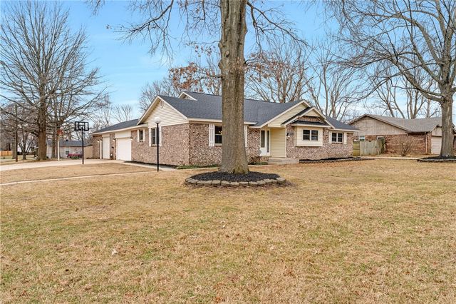 301 W Edmondson Avenue, Springdale, AR 72764