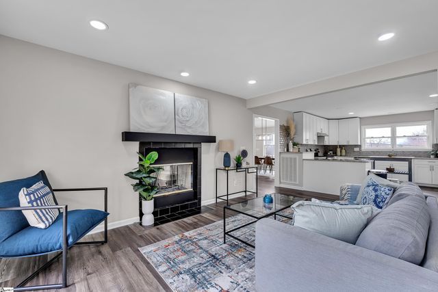 202 Kenilworth Drive, Greenville, SC 29615