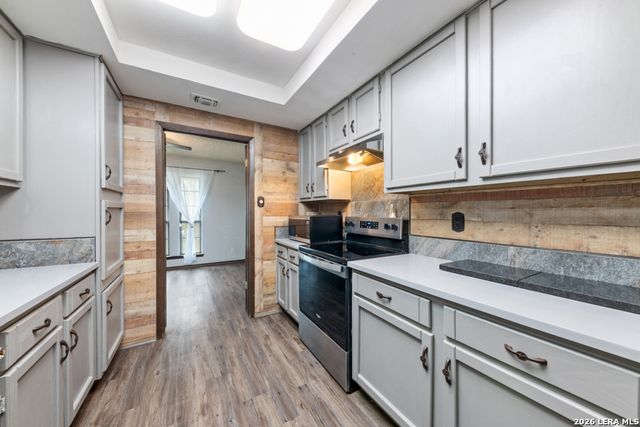 5831 Sky Country, San Antonio, TX 78247