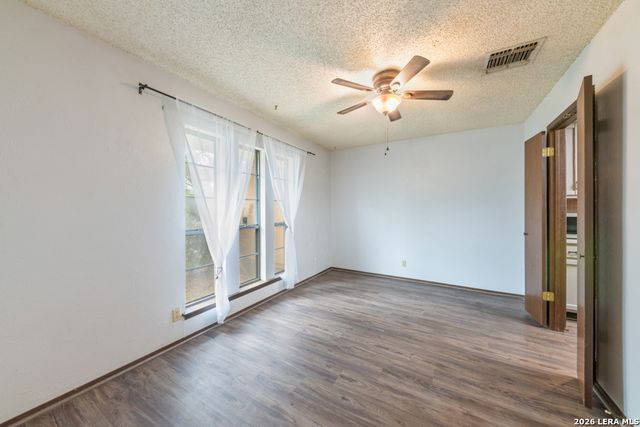 5831 Sky Country, San Antonio, TX 78247