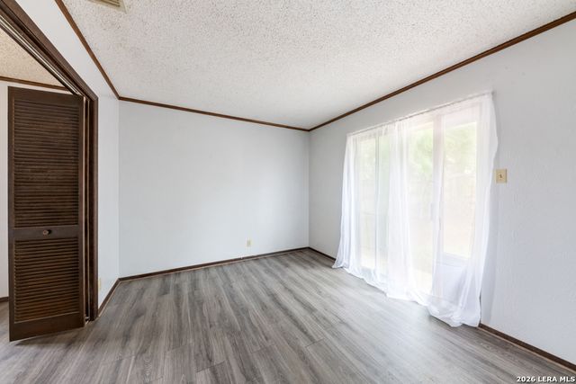 5831 Sky Country, San Antonio, TX 78247