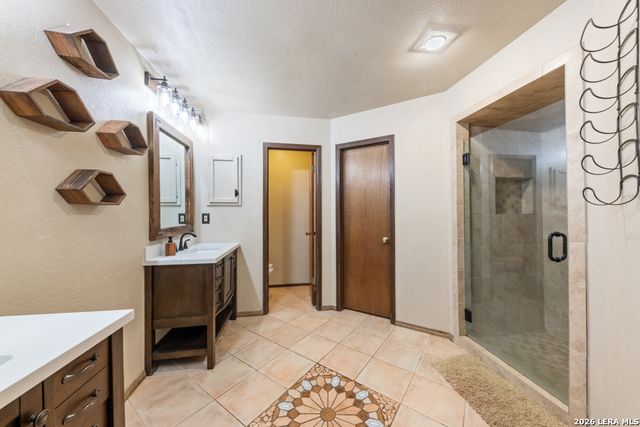 5831 Sky Country, San Antonio, TX 78247