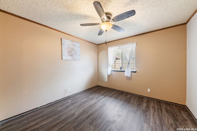 5831 Sky Country, San Antonio, TX 78247