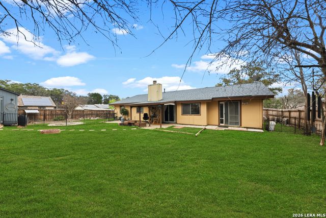 5831 Sky Country, San Antonio, TX 78247