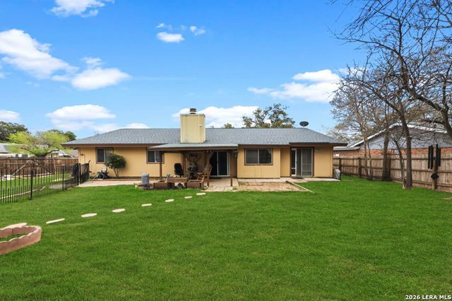 5831 Sky Country, San Antonio, TX 78247