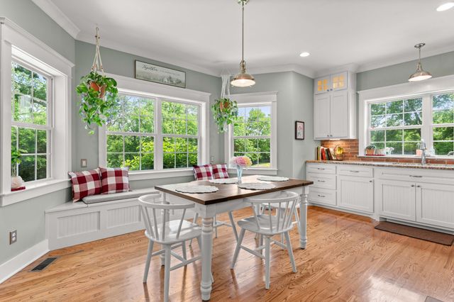 587A Douglas Ln, Gallatin, TN 37066