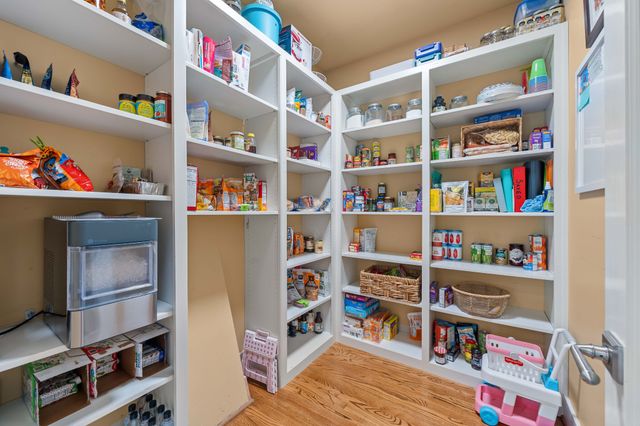 587A Douglas Ln, Gallatin, TN 37066