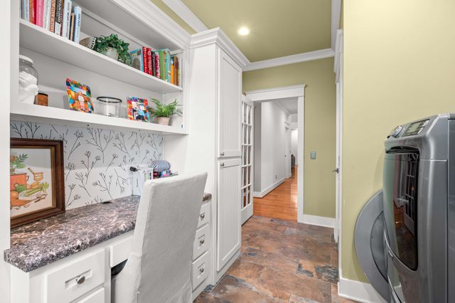 587A Douglas Ln, Gallatin, TN 37066