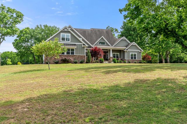 587A Douglas Ln, Gallatin, TN 37066