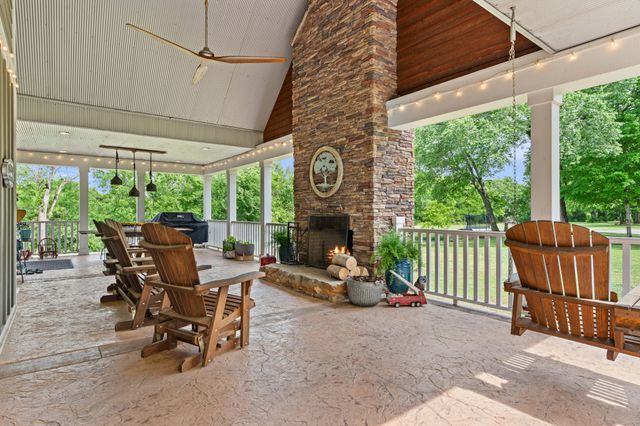587A Douglas Ln, Gallatin, TN 37066