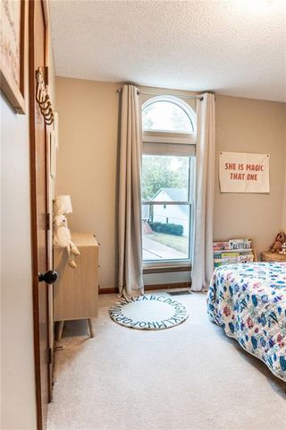 3524 S Maybrook Avenue, Independence, MO 64055