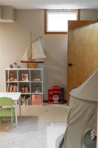 3524 S Maybrook Avenue, Independence, MO 64055