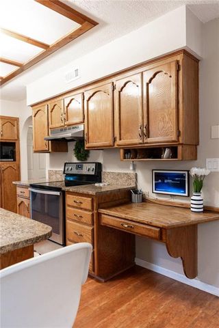 3524 S Maybrook Avenue, Independence, MO 64055