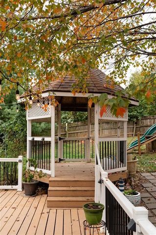 3524 S Maybrook Avenue, Independence, MO 64055