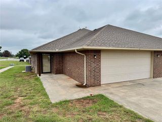 1601 E Lawter Road, Weatherford, OK 73096