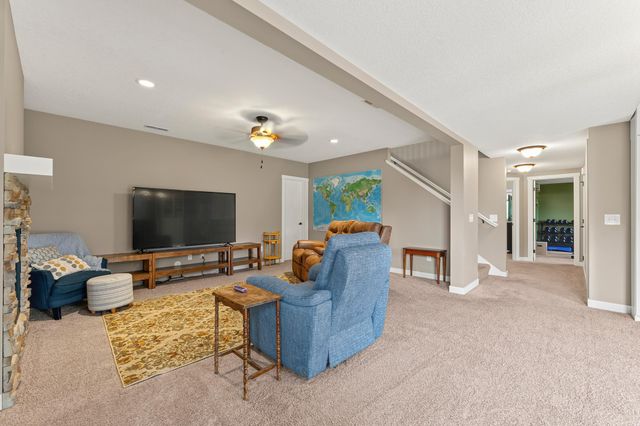 4545 Baraboo Street NW, Rochester, MN 55901
