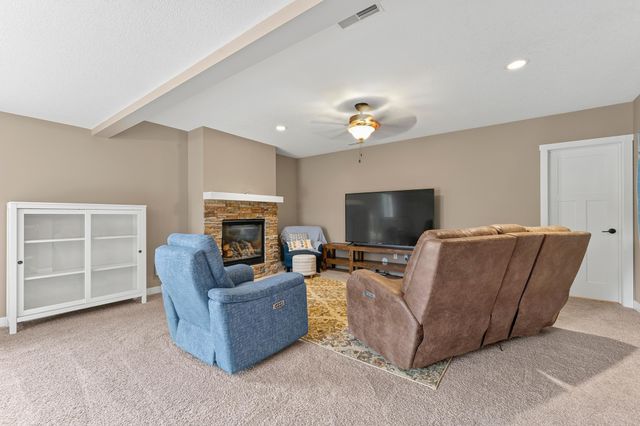 4545 Baraboo Street NW, Rochester, MN 55901