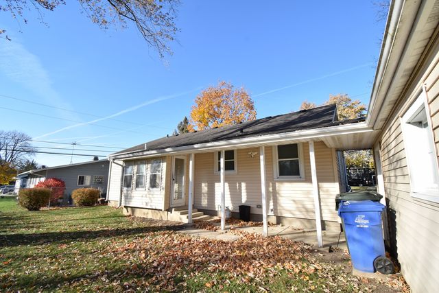 477 W Spring Street, South Elgin, IL 60177