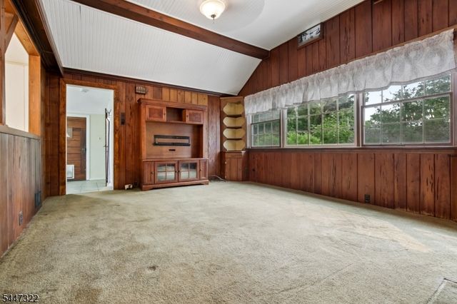 211 Wawayanda Rd, Vernon Twp., NJ 07422