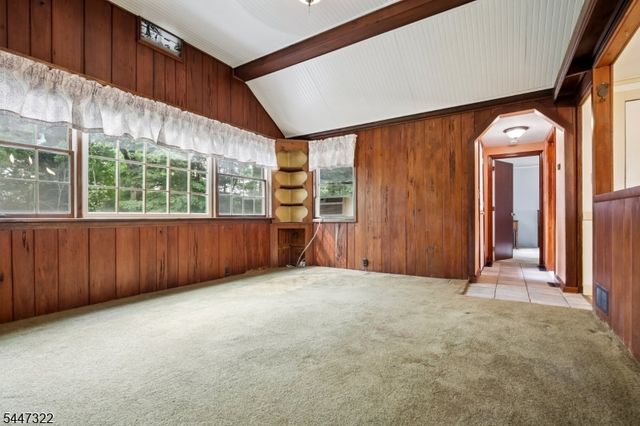 211 Wawayanda Rd, Vernon Twp., NJ 07422