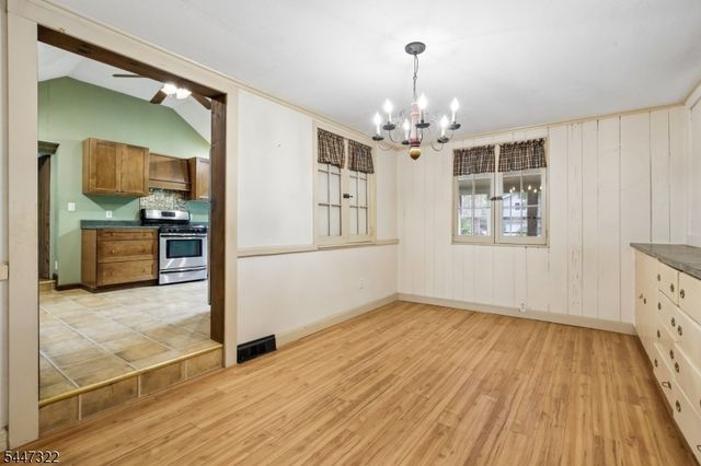 211 Wawayanda Rd, Vernon Twp., NJ 07422