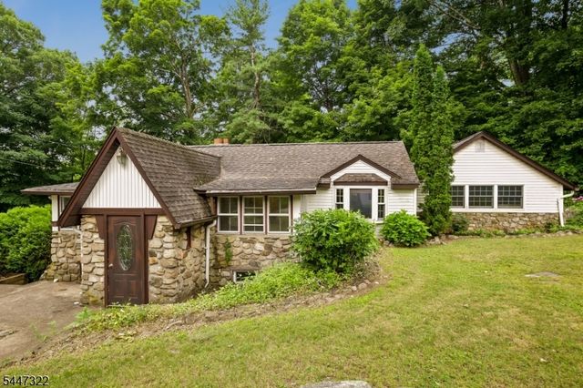 211 Wawayanda Rd, Vernon Twp., NJ 07422