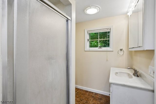 211 Wawayanda Rd, Vernon Twp., NJ 07422