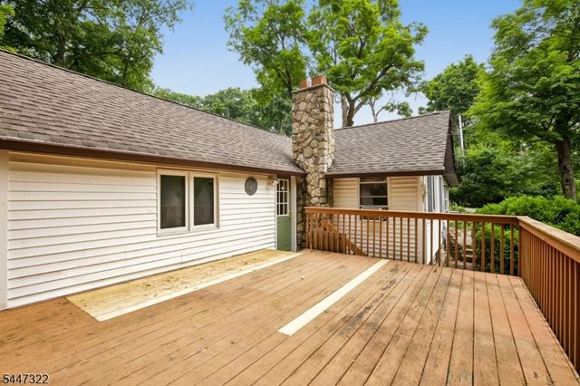 211 Wawayanda Rd, Vernon Twp., NJ 07422