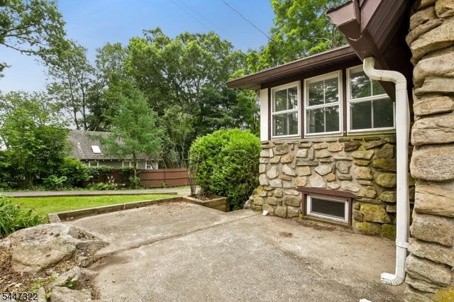 211 Wawayanda Rd, Vernon Twp., NJ 07422