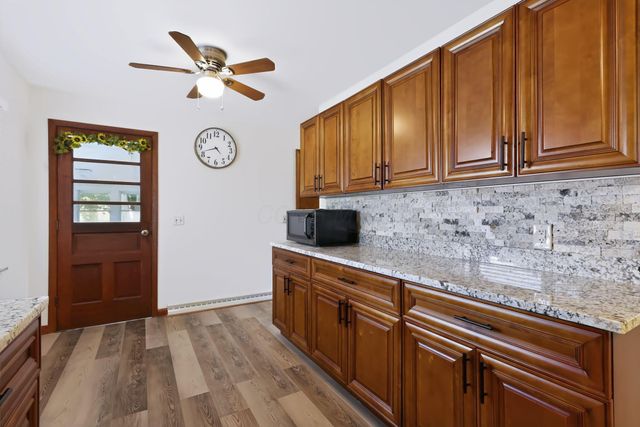 2255 Demorest Road, Grove City, OH 43123