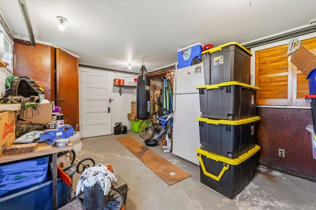 176 Broadway, Verplanck, NY 10596