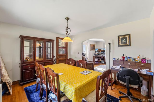 176 Broadway, Verplanck, NY 10596
