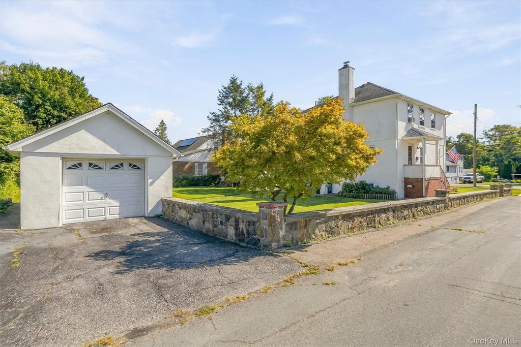 176 Broadway, Verplanck, NY 10596 — exterior