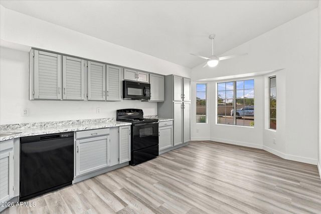 8734 W MEADOW Drive, Peoria, AZ 85382