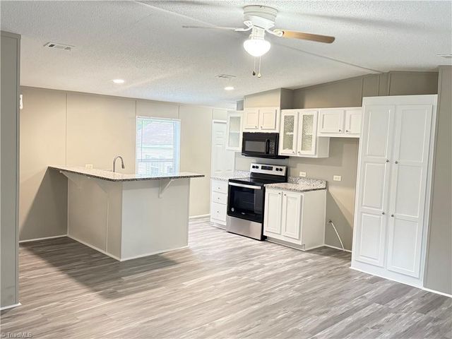 1824 Brittany Trail, Pleasant Garden, NC 27313