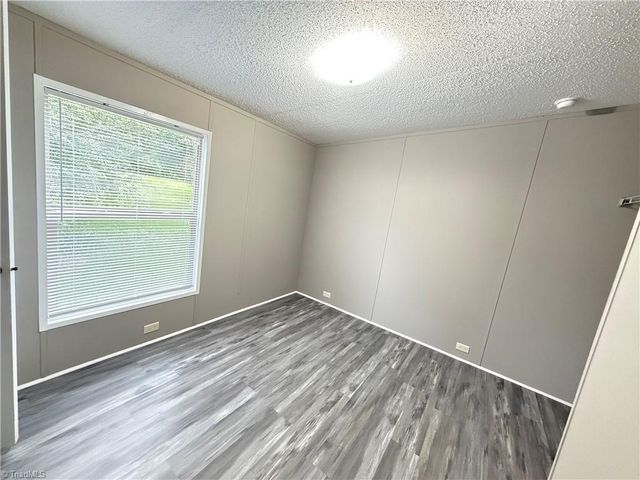 1824 Brittany Trail, Pleasant Garden, NC 27313
