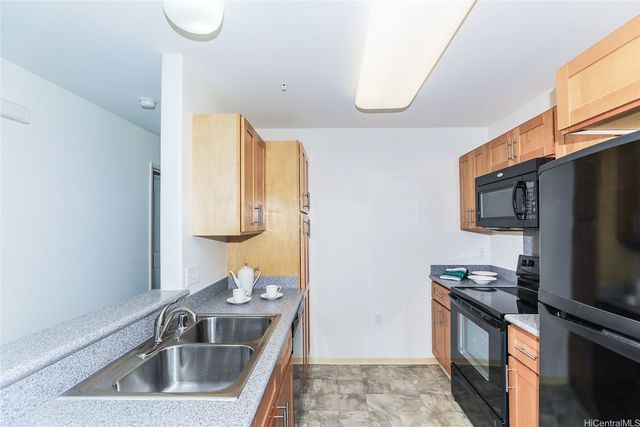 91-1025 Kamaaha Avenue 705, Kapolei, HI 96707