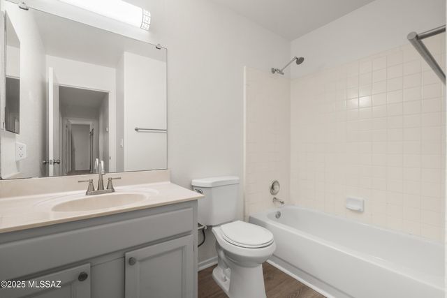 2125 N Jacamar Lane, Tucson, AZ 85745