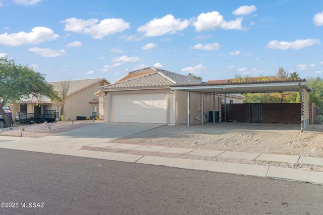 2125 N Jacamar Lane, Tucson, AZ 85745
