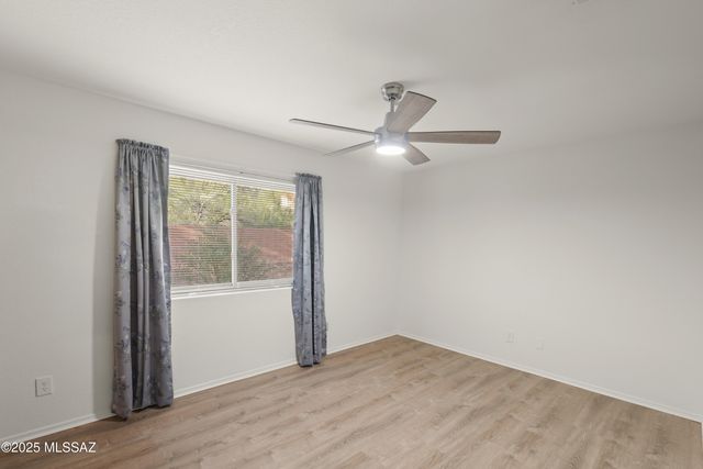 2125 N Jacamar Lane, Tucson, AZ 85745