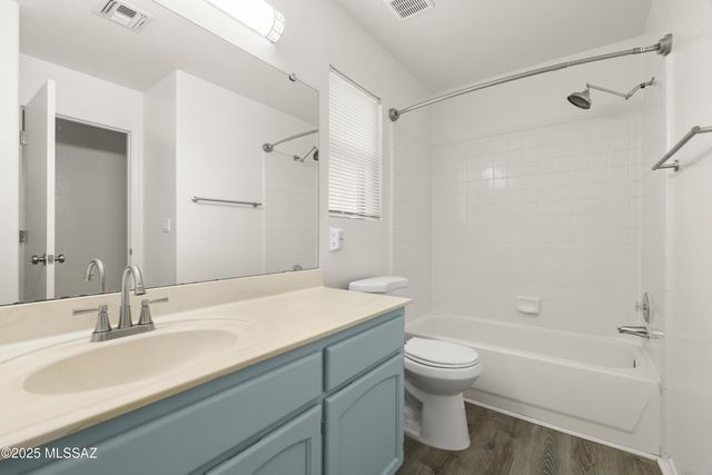 2125 N Jacamar Lane, Tucson, AZ 85745