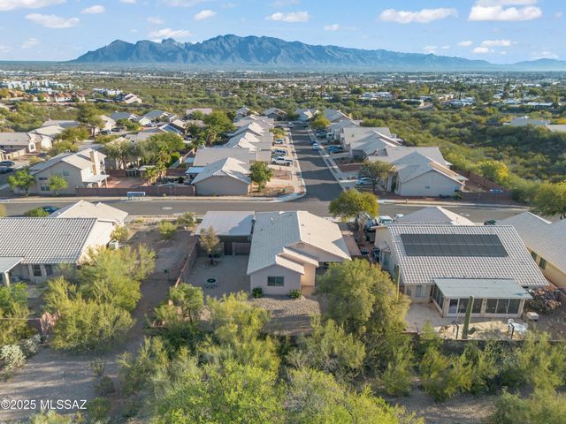 2125 N Jacamar Lane, Tucson, AZ 85745