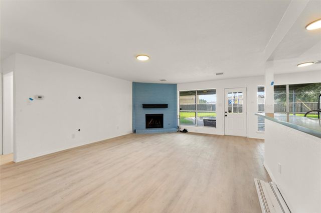 3911 Thistlewood Drive, Pasadena, TX 77504