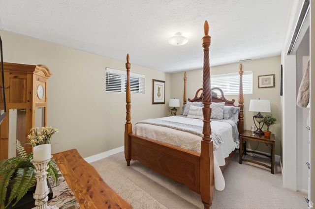 2140 E NYE CIR, Cottonwood Heights, UT 84121