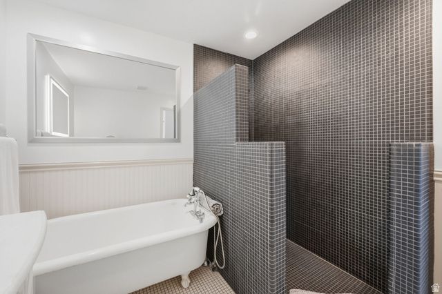 2140 E NYE CIR, Cottonwood Heights, UT 84121