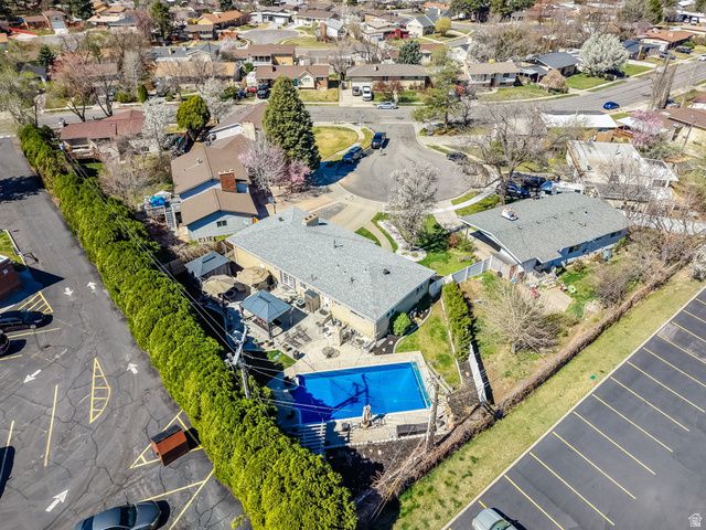 2140 E NYE CIR, Cottonwood Heights, UT 84121