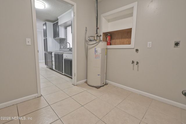 423 N BROADWAY Street, Starke, FL 32091