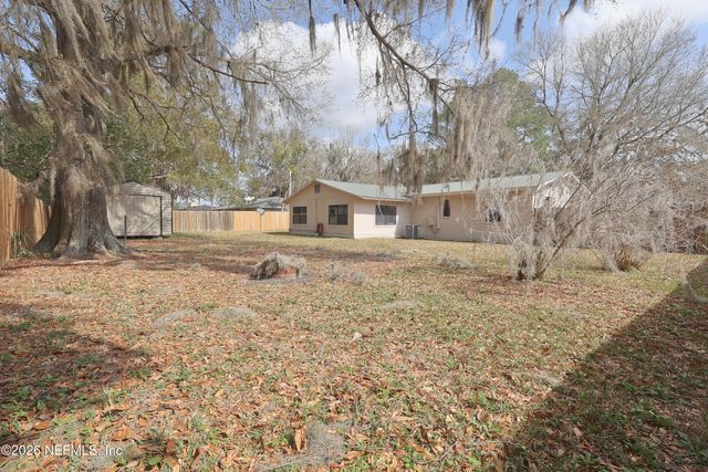 423 N BROADWAY Street, Starke, FL 32091